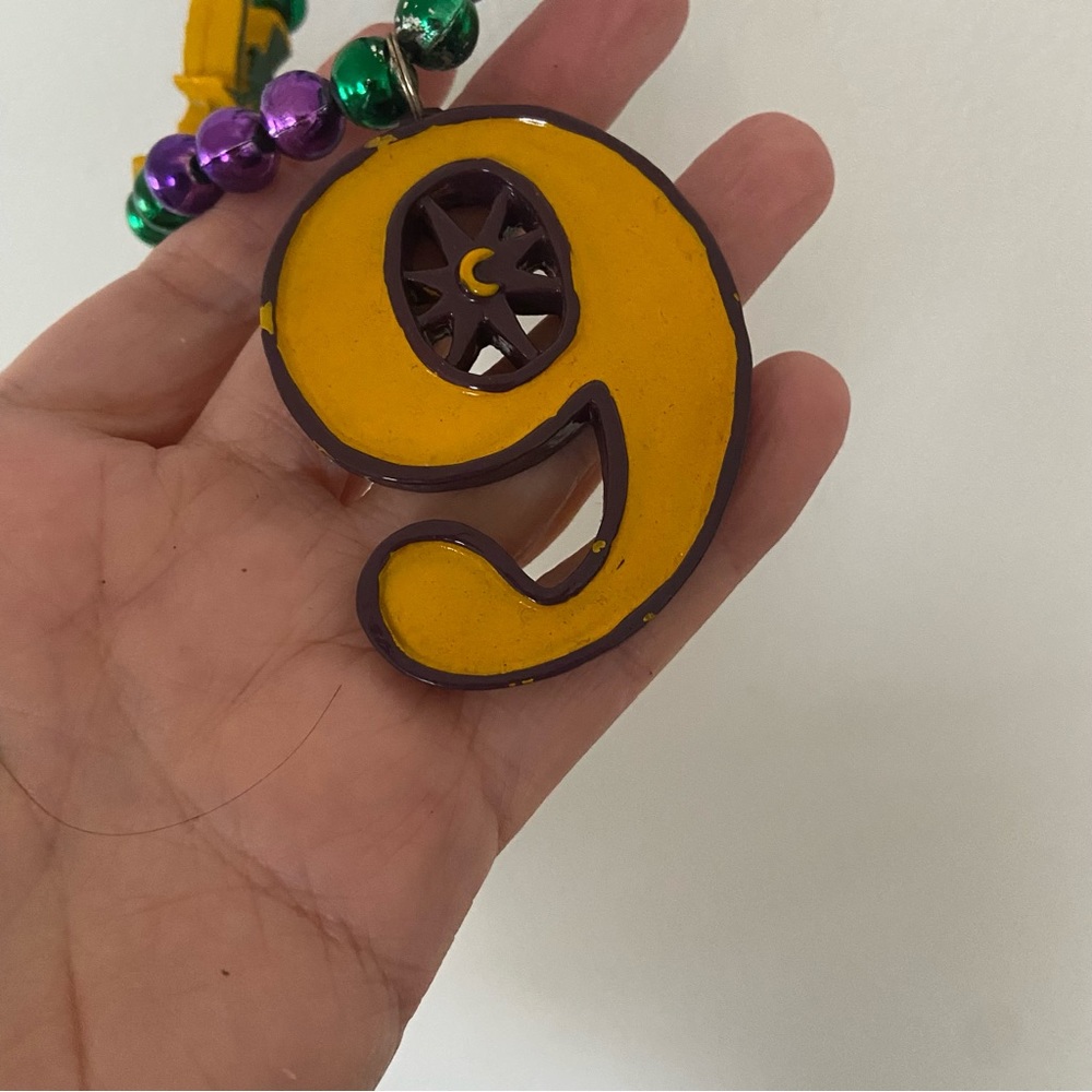 Mardi Gras beads Magic Hat purple gold & green